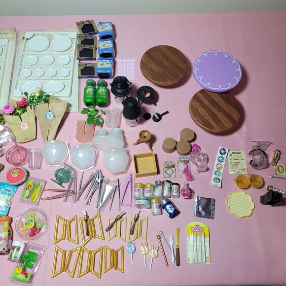 MGA Make it Miniverse Lifestyle Lot Koi Harry Potter Happy Hour Food Barbie Doll - Picture 3 of 16